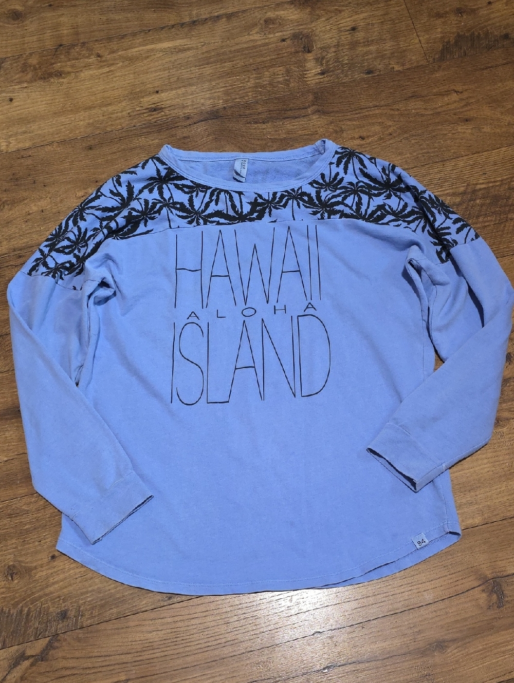 Light Blue 'Hawaii Island' Graphic Long-Sleeve Tee